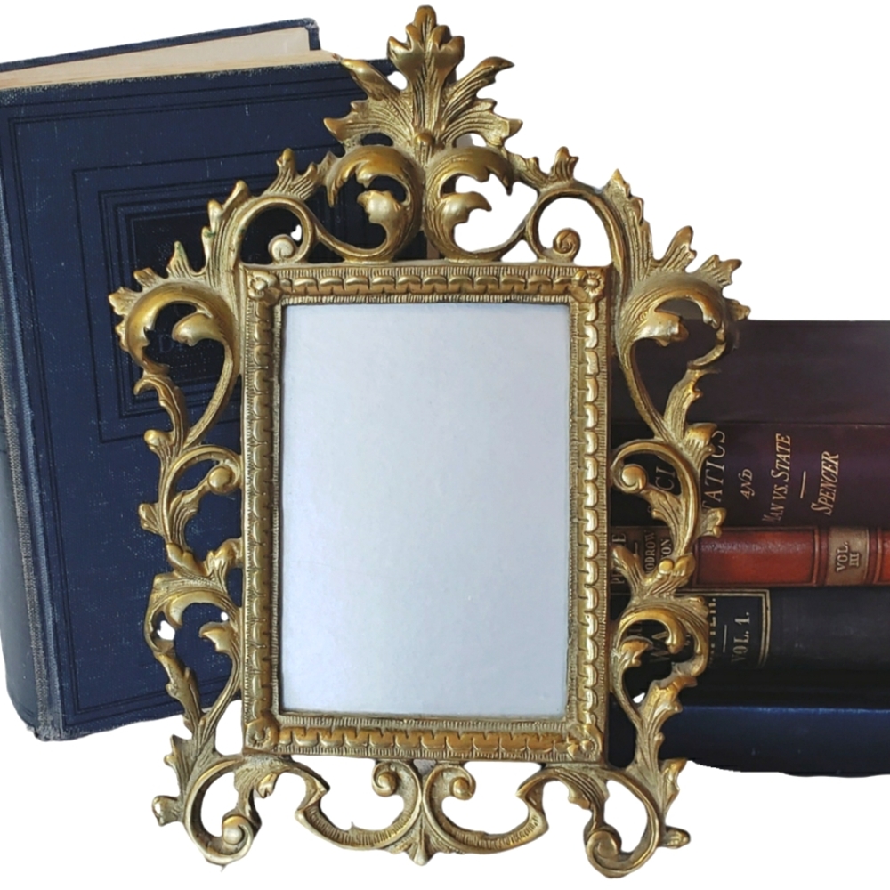 Vintage Gold Ornate Filigree Picture Frame